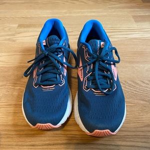 Brooks Transcend 7 size 10